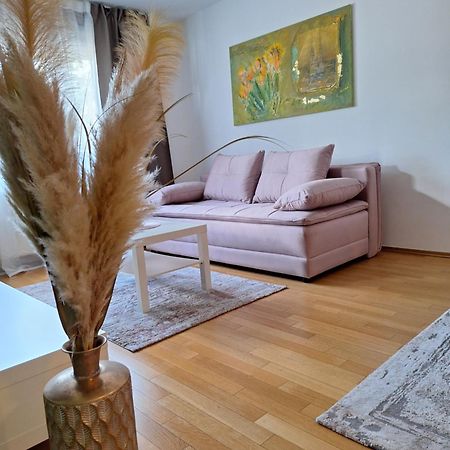 Apartman Lory, Zagreb, Downtown, With Own Parking In The Garage Eksteriør bilde