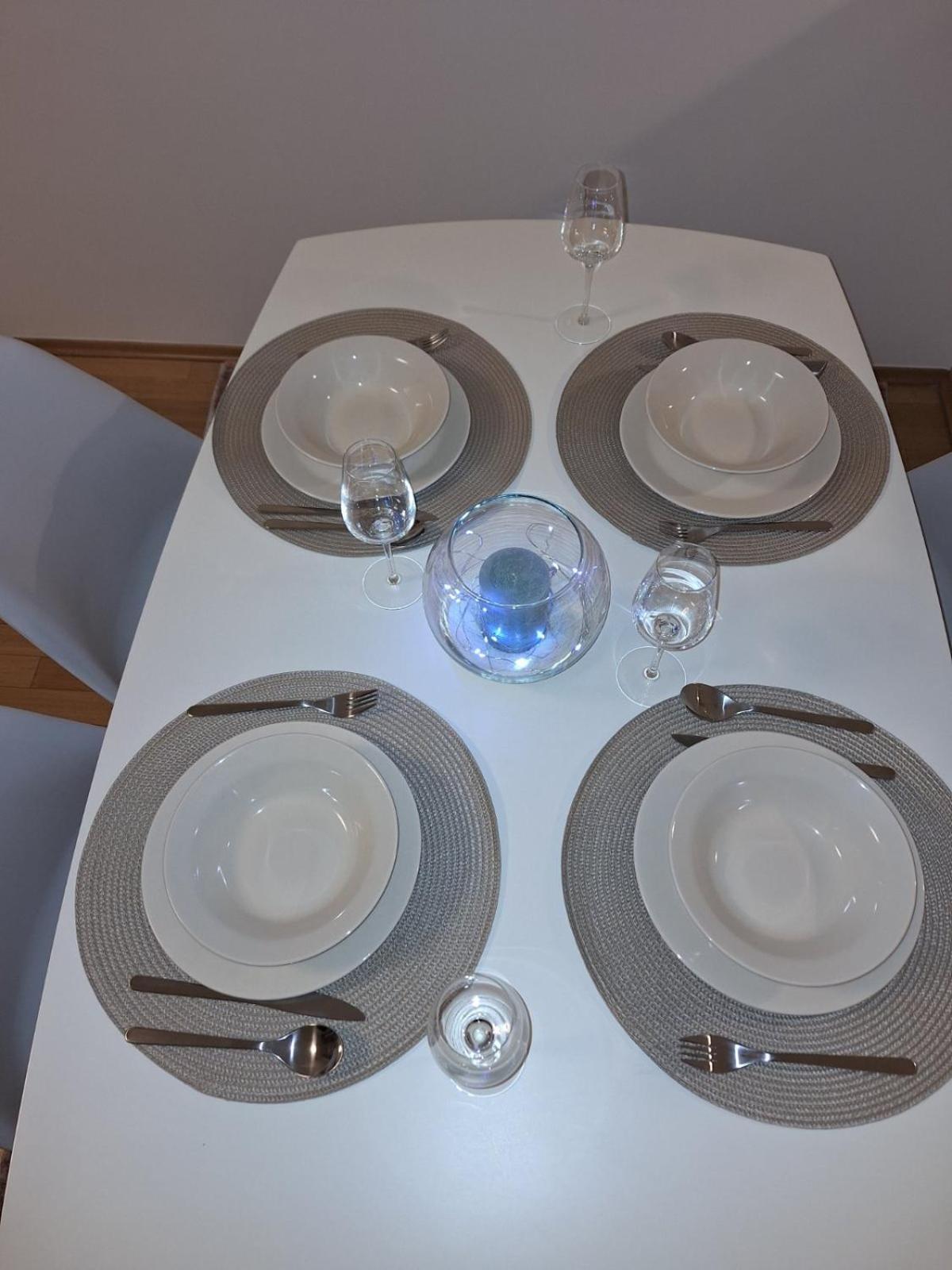 Apartman Lory, Zagreb, Downtown, With Own Parking In The Garage Eksteriør bilde
