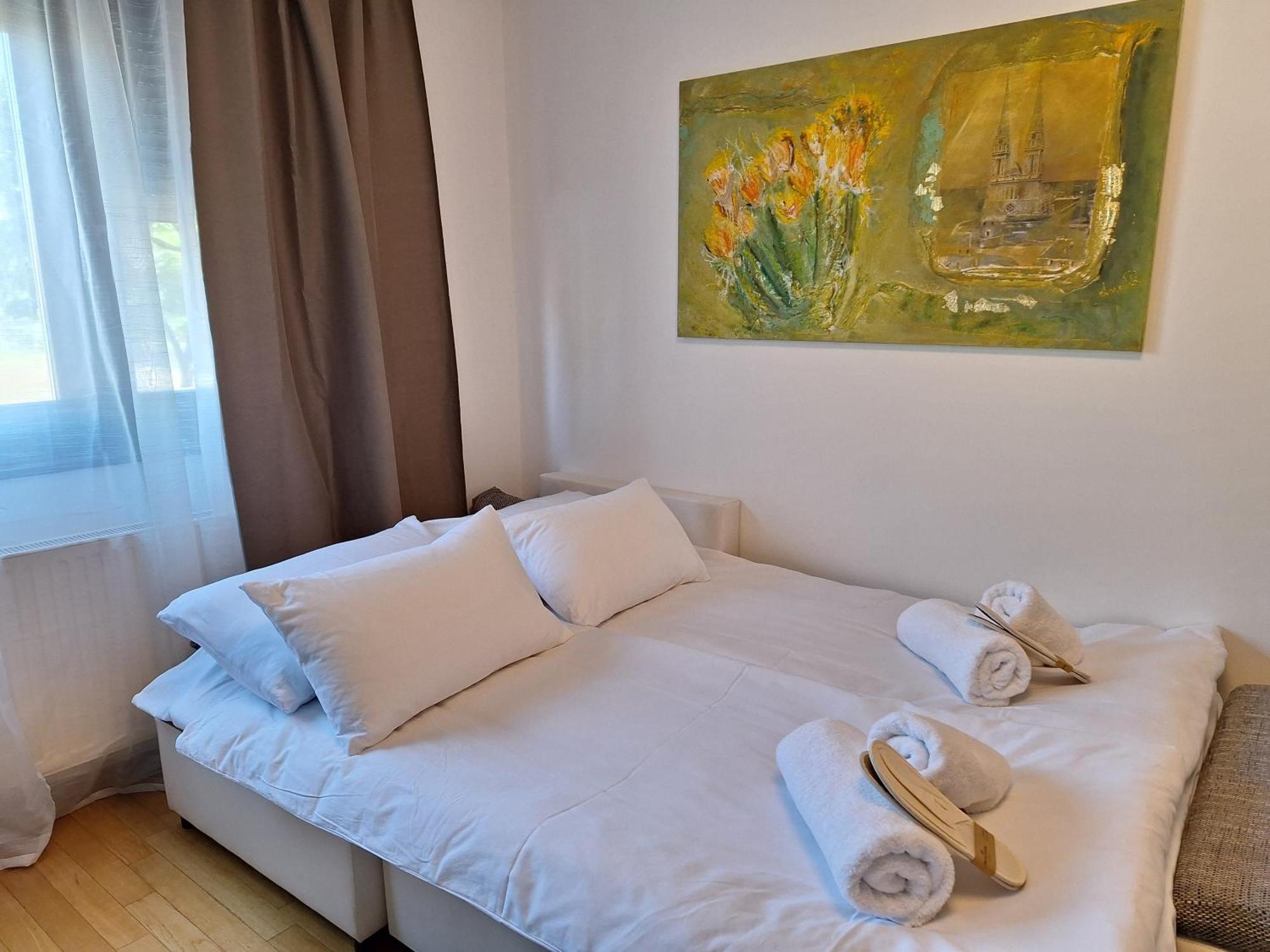 Apartman Lory, Zagreb, Downtown, With Own Parking In The Garage Eksteriør bilde